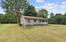 33650 Willow Road, New Boston, MI 48164