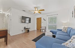 1911 Singing Wind, Kerrville, TX 78028