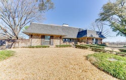 1141 Mockingbird Circle, Ennis, TX 75119