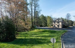 42 Park Place, Brevard, NC 28712