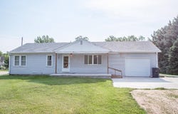 206 N Broadway, Sargent, NE 68874