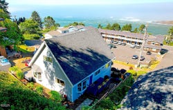 240 NE Williams Ave, Depoe Bay, OR 97341