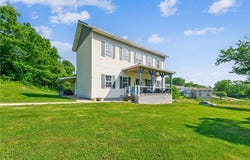 27 Richeyville Road, Centerville, PA 15358