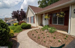 2707 BEACON DRIVE, SINKING SPRING, PA 19608