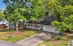 153 Lakeview Loop, Daphne, AL 36526