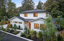 3884 LAKE GROVE AVE, Lake Oswego, OR 97035