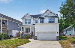 163 NE 2nd Street, Oak Island, NC 28465