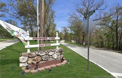 1422 Peach Blossom Lane, Osage Beach, MO 65065