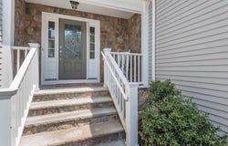 3 Caileigh Ct, Andover, MA 01810