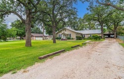 1422 E Bankhead Drive, Weatherford, TX 76086