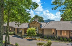 1122 Summit Park Drive, Banner Elk, NC 28604