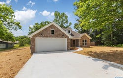 139 Skidmore Drive NW, Arab, AL 35016