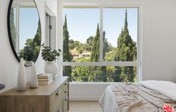 1046 Oban Dr, Los Angeles, CA 90065