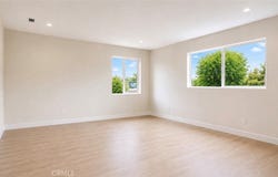 8410 Noble, North Hills, CA 91343