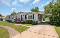 8 Harmony, Olmsted Twp, OH 44138