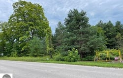 00 E State Street, Central Lake, MI 49622