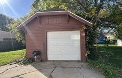 35 W 14TH Avenue, OSHKOSH, WI 54902