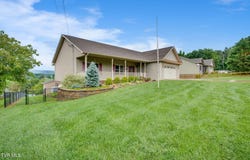 397 Ridgecrest Road, Jonesborough, TN 37659