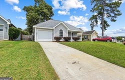 204 Bayside, Warner Robins, GA 31088