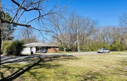 1220 & 1221 Ash Street, Conway, AR 72034