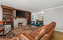 1514 Worcester Dr, Mt Lebanon, PA 15243