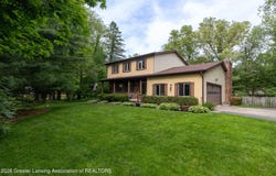 12465 Forest Meadow Drive, Perry, MI 48872