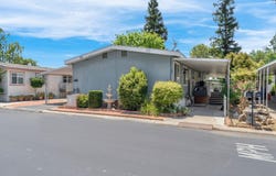 2706 Ashlan Avenue W, Fresno, CA 93705