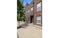 433  SW B  ST, Bentonville, AR 72712