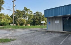 364 S Oliver, Elberton, GA 30635