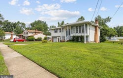 19 STEVENS DRIVE, DELRAN, NJ 08075