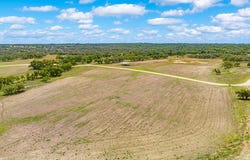 1379 Barker-Rogers Rd, Harper, TX 78631