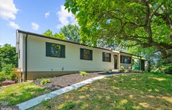 261 INDIAN LANE, BOYERTOWN, PA 19512