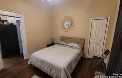 203 Warren, San Antonio, TX 78212