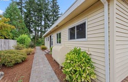 1440 YEW AVE, Coos Bay, OR 97420