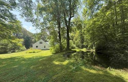 85 Browns Road, Newfane, VT 05345
