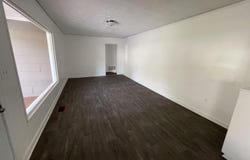 1922 Shamrock Drive, Jackson, MS 39204