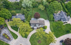 15 DEVONSHIRE Drive, Oak Brook, IL 60523