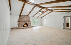 7907 Knoxville Avenue, Lubbock, TX 79423