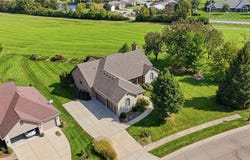 1 Fairwood Drive, Miamisburg, OH 45342