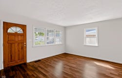 186 N 8th Avenue, Beech Grove, IN 46107
