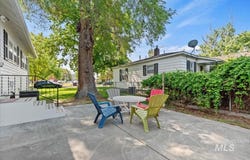1922 Everett, Caldwell, ID 83605