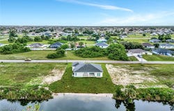 2921 NE 1st Avenue, Cape Coral, FL 33909