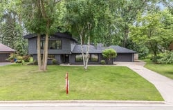 379 WILLOW Lane, MENASHA, WI 54952