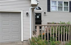 2851 Hillvale Court, Oakdale, MN 55128