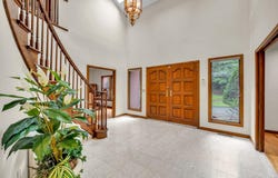 244 Store Hill Road, Old Westbury, NY 11568