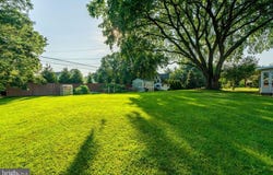 600 KISSEL HILL ROAD, LITITZ, PA 17543