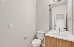15602 NE 15TH PL, Vancouver, WA 98686