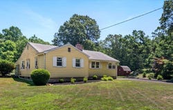 316 Leetes Island Road, Branford, CT 06405