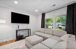 1123 S PERKINS Rd, Memphis, TN 38117