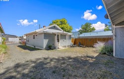 310 N CANYON BLVD, John Day, OR 97845